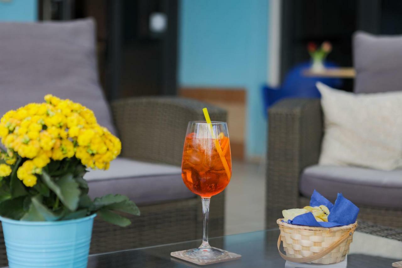Art Hotel La Perla Bellaria-Igea Marina Exterior photo